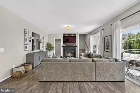 Living - 12160 Aster Rd, Bristow, VA 20136 photo 1 of 1