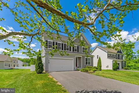 Exterior - 12160 Aster Rd, Bristow, VA 20136 photo 13 of 16