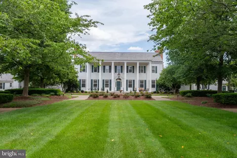 Exterior - 6877 Saddle Run Way, Gainesville, VA 20155 photo 11 of 12