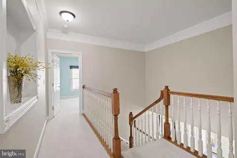 Entry Way - 12923 Champlain Dr, Manassas, VA 20112 photo 10 of 14