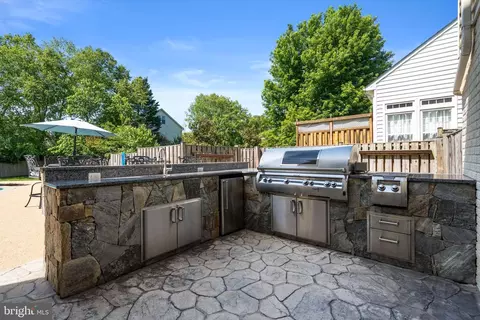 Kitchen - 12923 Champlain Dr, Manassas, VA 20112 photo 1 of 15