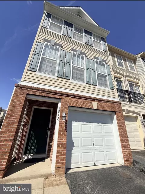 15700 John Diskin Cir, Woodbridge, VA 22191