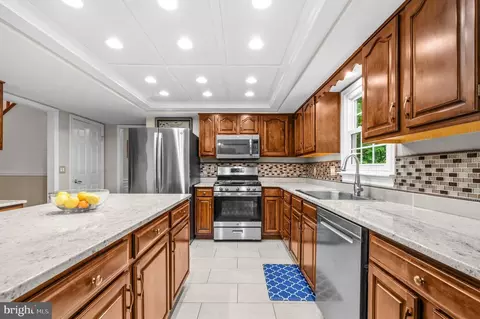 Kitchen - 3660 Thomasson Crossing Dr, Triangle, VA 22172 photo 1 of 5
