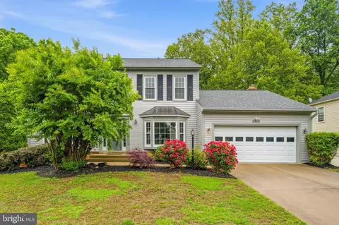 Exterior - 3660 Thomasson Crossing Dr, Triangle, VA 22172 photo 2 of 13