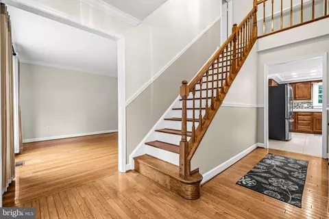 Entry Way - 3660 Thomasson Crossing Dr, Triangle, VA 22172 photo 2 of 3