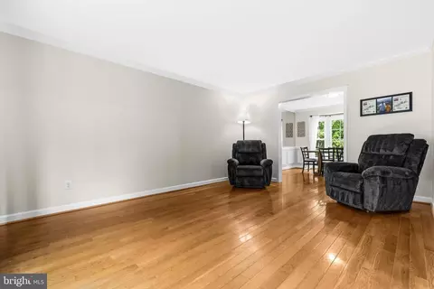 Living - 3660 Thomasson Crossing Dr, Triangle, VA 22172 photo 1 of 4