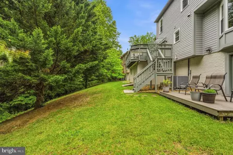 Exterior - 3660 Thomasson Crossing Dr, Triangle, VA 22172 photo 11 of 13