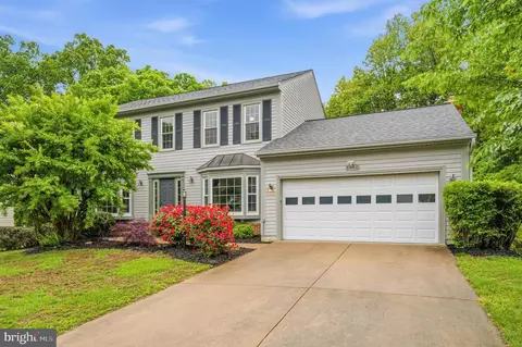 3660 Thomasson Crossing Dr, Triangle, VA 22172