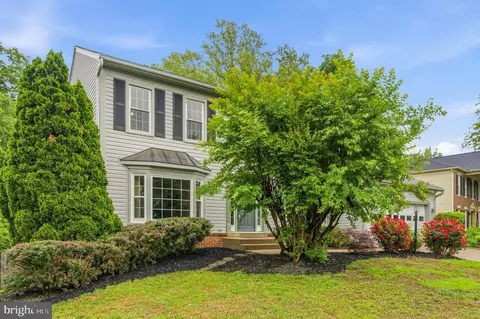 Exterior - 3660 Thomasson Crossing Dr, Triangle, VA 22172 photo 3 of 13