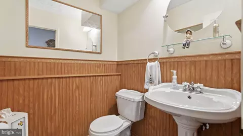 Bath - 4569 Rincon Pl, Dumfries, VA 22025 photo 5 of 5