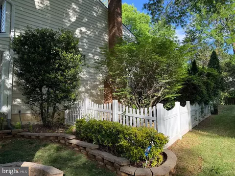 Exterior - 4569 Rincon Pl, Dumfries, VA 22025 photo 6 of 6