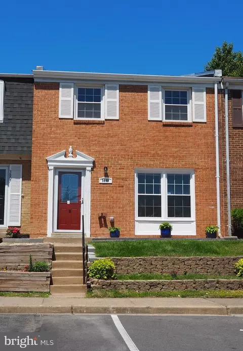 3809 Port Hope Pt, Triangle, VA 22172