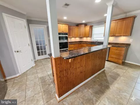 Kitchen - 14370 Clearview Ave, Gainesville, VA 20155 photo 1 of 2