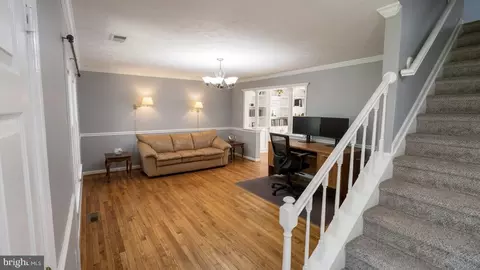 Entry Way - 14370 Clearview Ave, Gainesville, VA 20155 photo 1 of 1