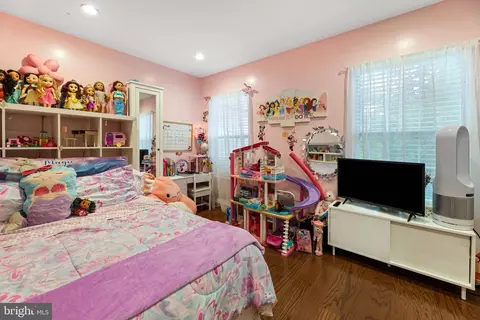 Bedroom - 4248 Ashmere Cir, Dumfries, VA 22025 photo 1 of 4