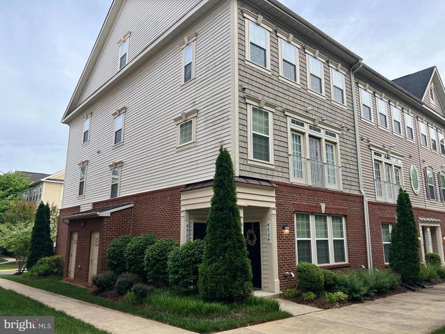 4724 Dane Ridge Cir, Woodbridge, VA 22193