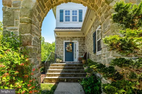 13004 Thorpe Park Ct, Bristow, VA 20136