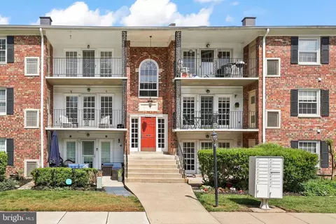12711 Gordon Blvd #82, Woodbridge, VA 22192