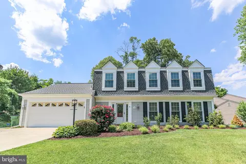 11830 Parliament Dr, Woodbridge, VA 22192