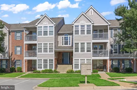 3620 Sherbrooke Cir #304, Woodbridge, VA 22192