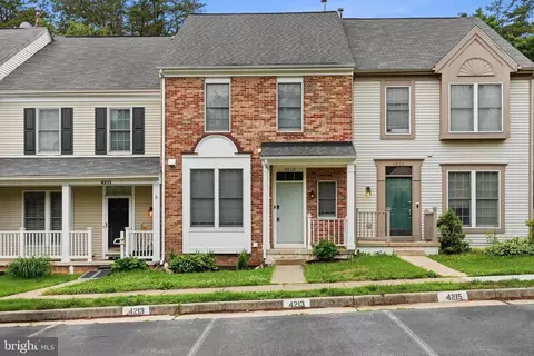 4213 Devonwood Way, Woodbridge, VA 22192