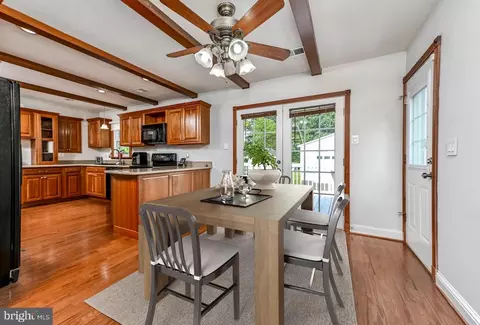 Dining - 7712 Pine St, Manassas, VA 20111 photo 1 of 1