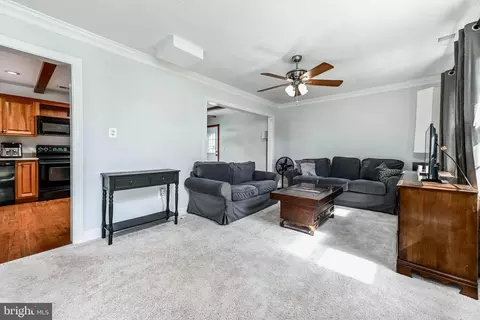 Living - 7712 Pine St, Manassas, VA 20111 photo 1 of 1