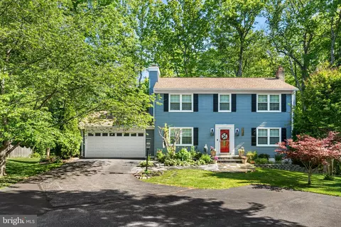 3434 Mount Burnside Way, Woodbridge, VA 22192