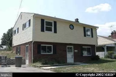 13208 Alison St, Woodbridge, VA 22191