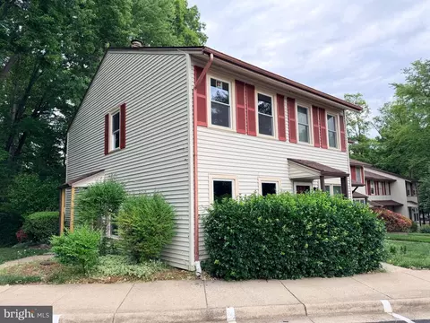 2823 Chablis Cir, Woodbridge, VA 22192
