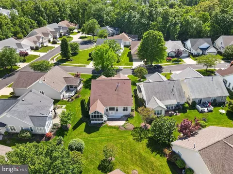 View/Area - 6901 Saddle Run Way, Gainesville, VA 20155 photo 1 of 6