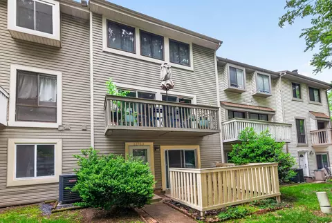12763 Cara Dr #10-C6, Woodbridge, VA 22192