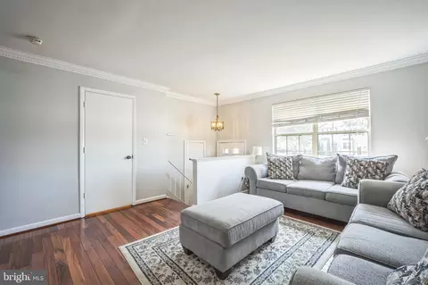 15198 Wentwood Ln, Woodbridge, VA 22191