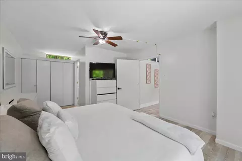 Bedroom - 7200 Ridgeway Dr, Manassas, VA 20112 photo 3 of 7