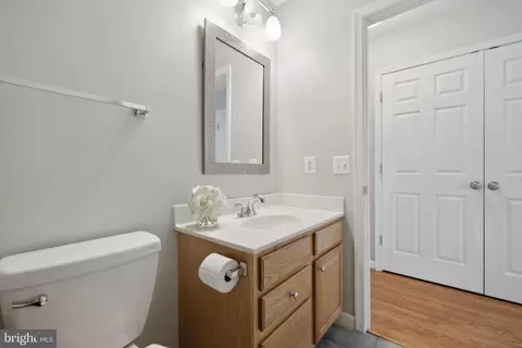 Bath - 11078 Doubleday Ln, Manassas, VA 20109 photo 6 of 6