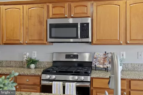 Kitchen - 11078 Doubleday Ln, Manassas, VA 20109 photo 2 of 4