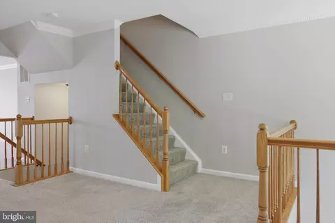 Entry Way - 11078 Doubleday Ln, Manassas, VA 20109 photo 6 of 8