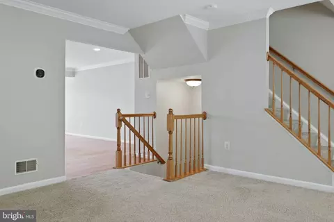 Living - 11078 Doubleday Ln, Manassas, VA 20109 photo 3 of 8