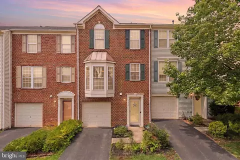 1337 Cranes Bill Way, Woodbridge, VA 22191