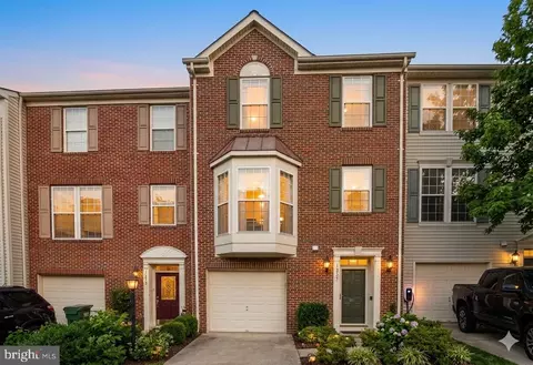 1337 Cranes Bill Way, Woodbridge, VA 22191