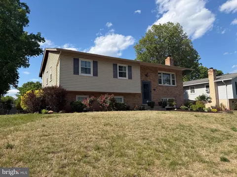 9714 Botsford Rd, Manassas, VA 20109 photo 3