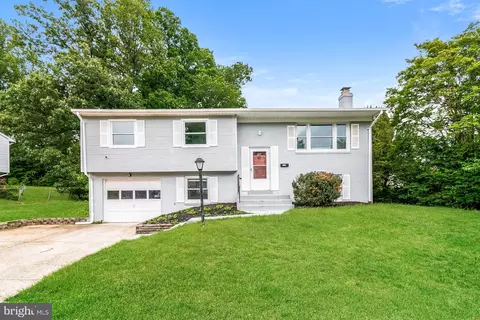 13449 Nascoby Ln, Woodbridge, VA 22193