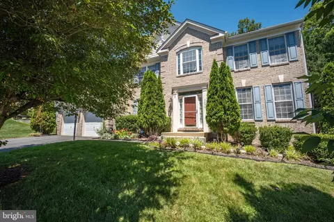 3592 Water Birch Ct, Woodbridge, VA 22192