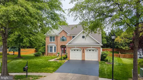 5359 Yorktown Run Ct, Haymarket, VA 20169