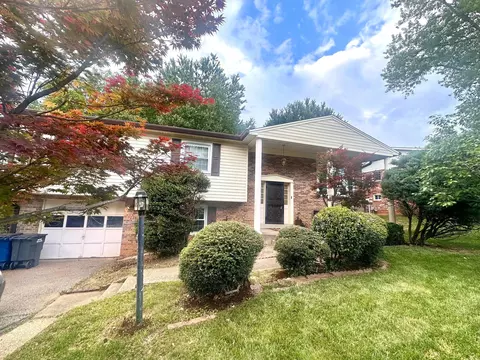 4724 Kellogg Dr, Woodbridge, VA 22193