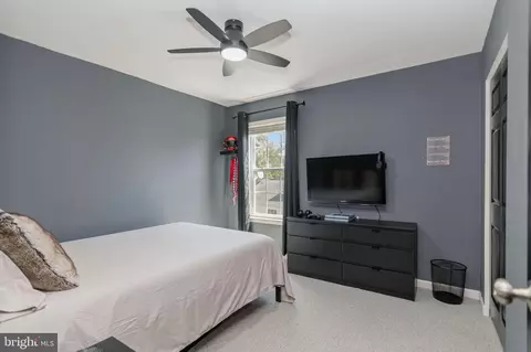 Bedroom - 13596 Dodsworth Dr, Bristow, VA 20136 photo 5 of 6