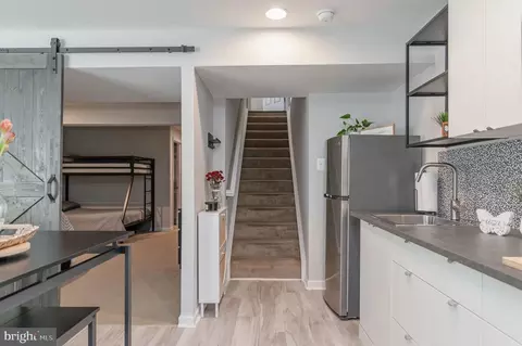 Entry Way - 13596 Dodsworth Dr, Bristow, VA 20136 photo 7 of 8