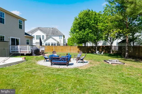 Exterior - 13596 Dodsworth Dr, Bristow, VA 20136 photo 3 of 9