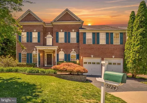 5724 Macintosh Loop, Haymarket, VA 20169