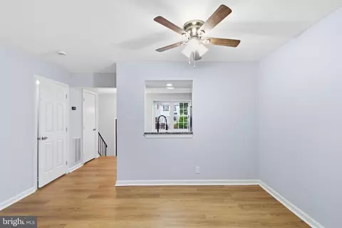 Living - 2012 Darlington Loop, Woodbridge, VA 22191 photo 1 of 7